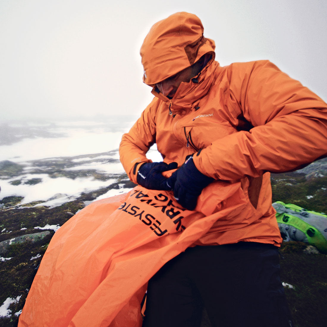 2-Person Marine Survival Bag for Water Emergencies